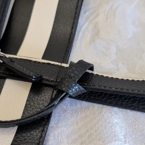 Black and White Striped Tote Bag with Pouch - Picture 13 of 14
